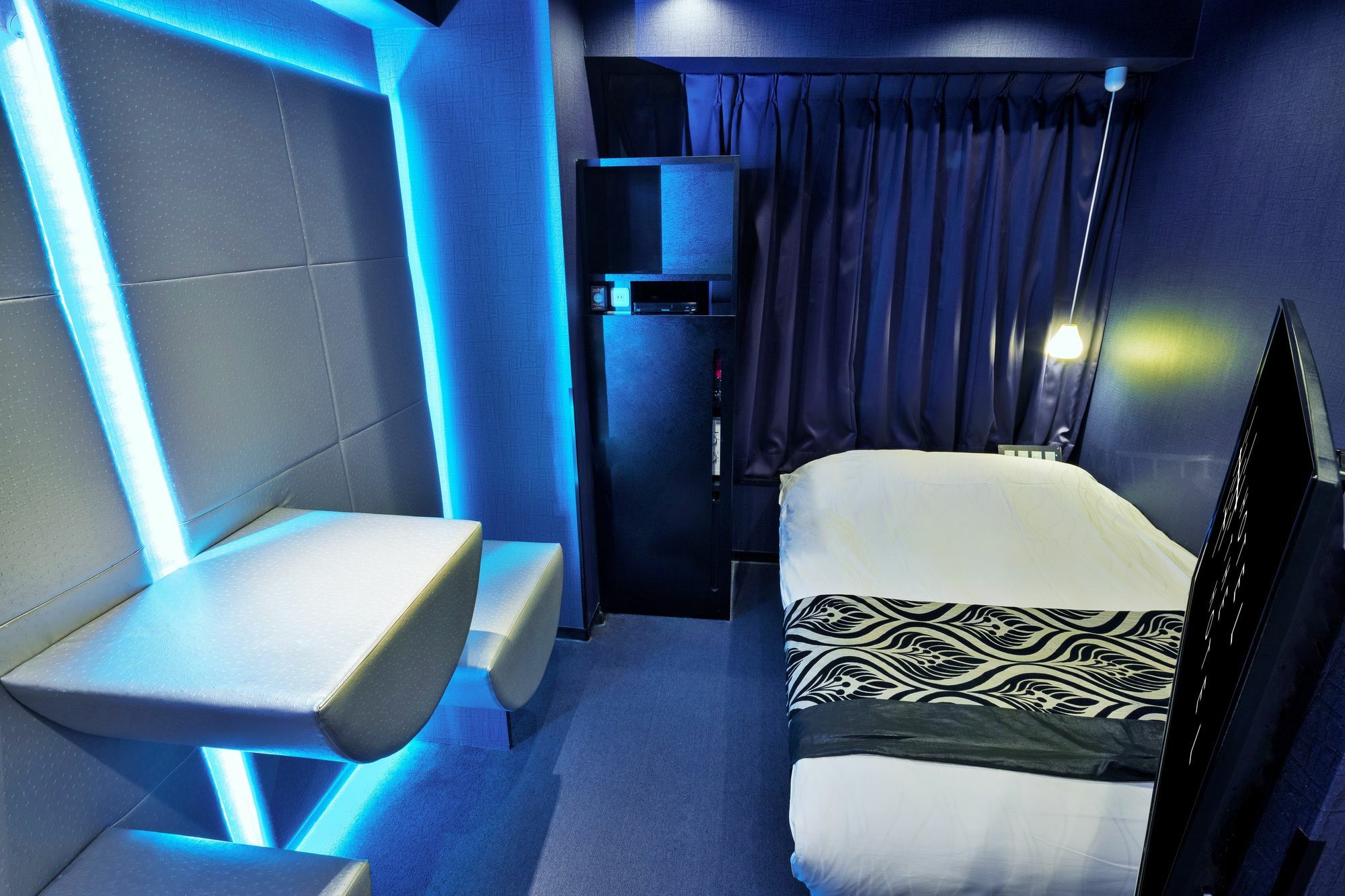Hotel The Hotel Shinjuku (Adults Only) Tokio Zewnętrze zdjęcie
