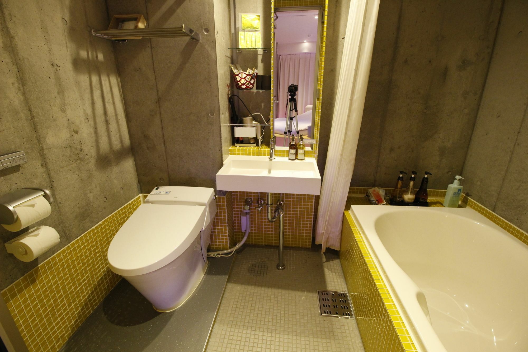 Hotel The Hotel Shinjuku (Adults Only) Tokio Zewnętrze zdjęcie