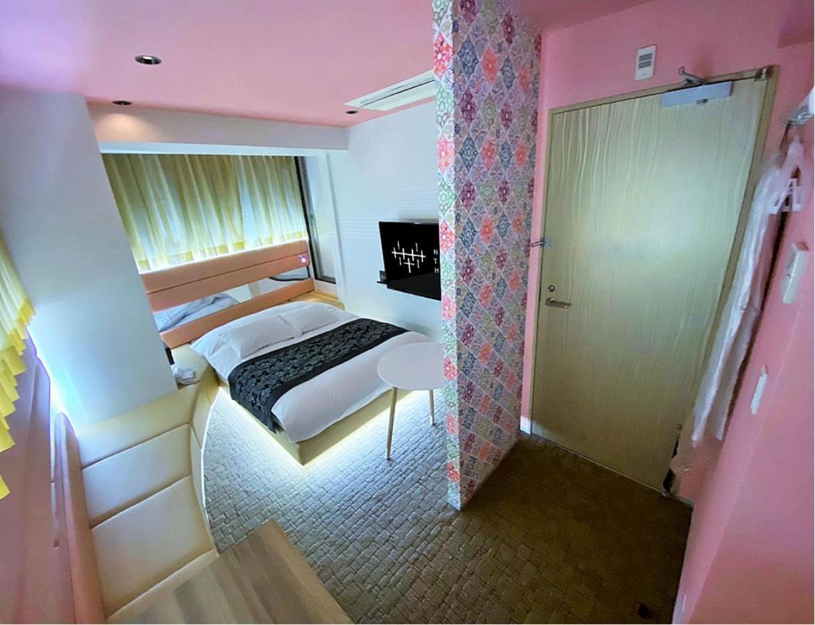 Hotel The Hotel Shinjuku (Adults Only) Tokio Zewnętrze zdjęcie